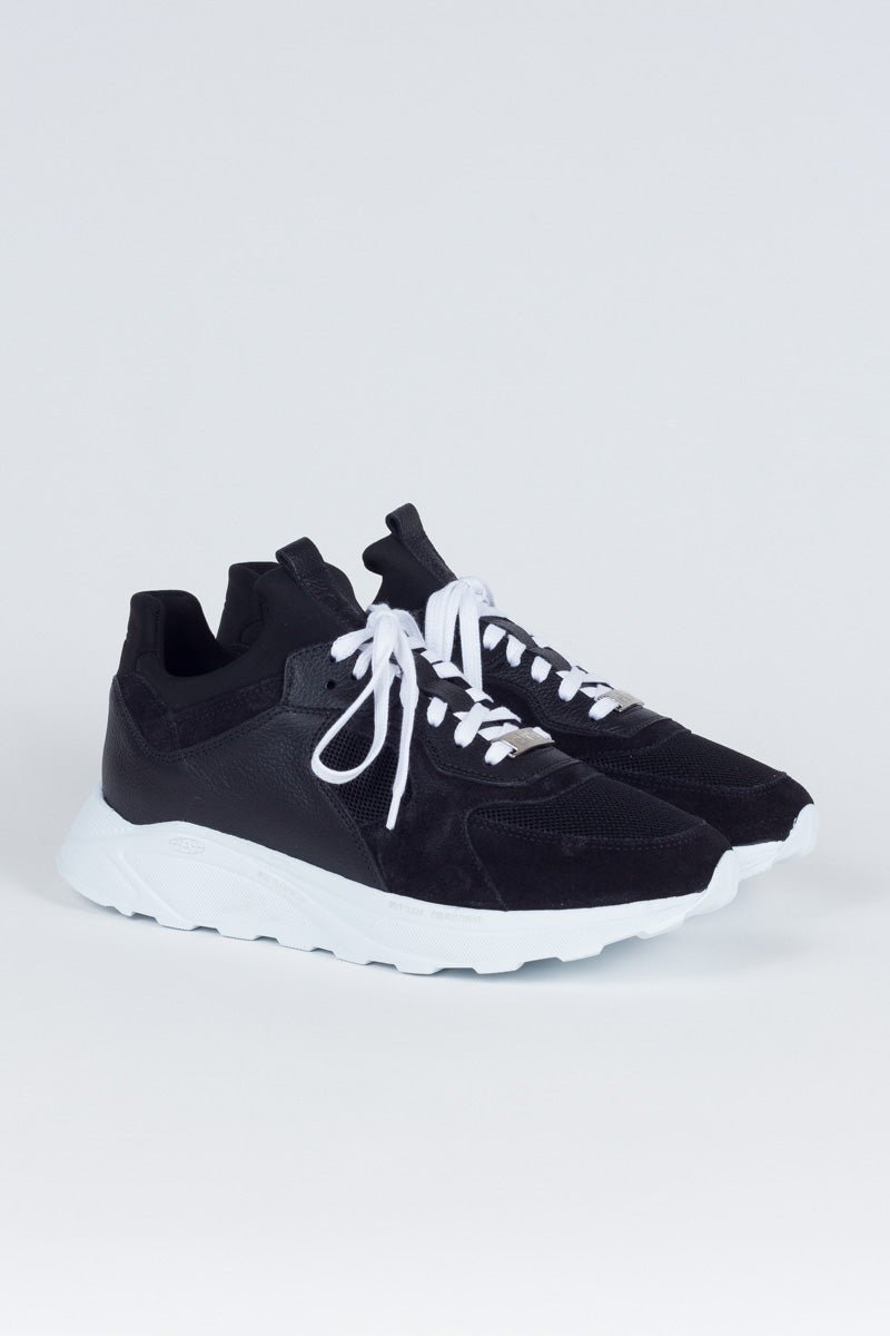 EKNLarch Sneaker | Black Leather + Suede36