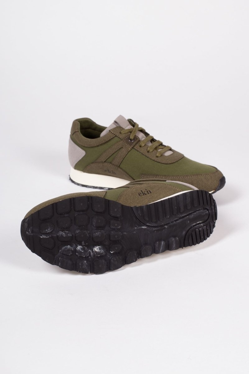 EKNLow Seed Runner | Green Vegan Suede + Canvas36