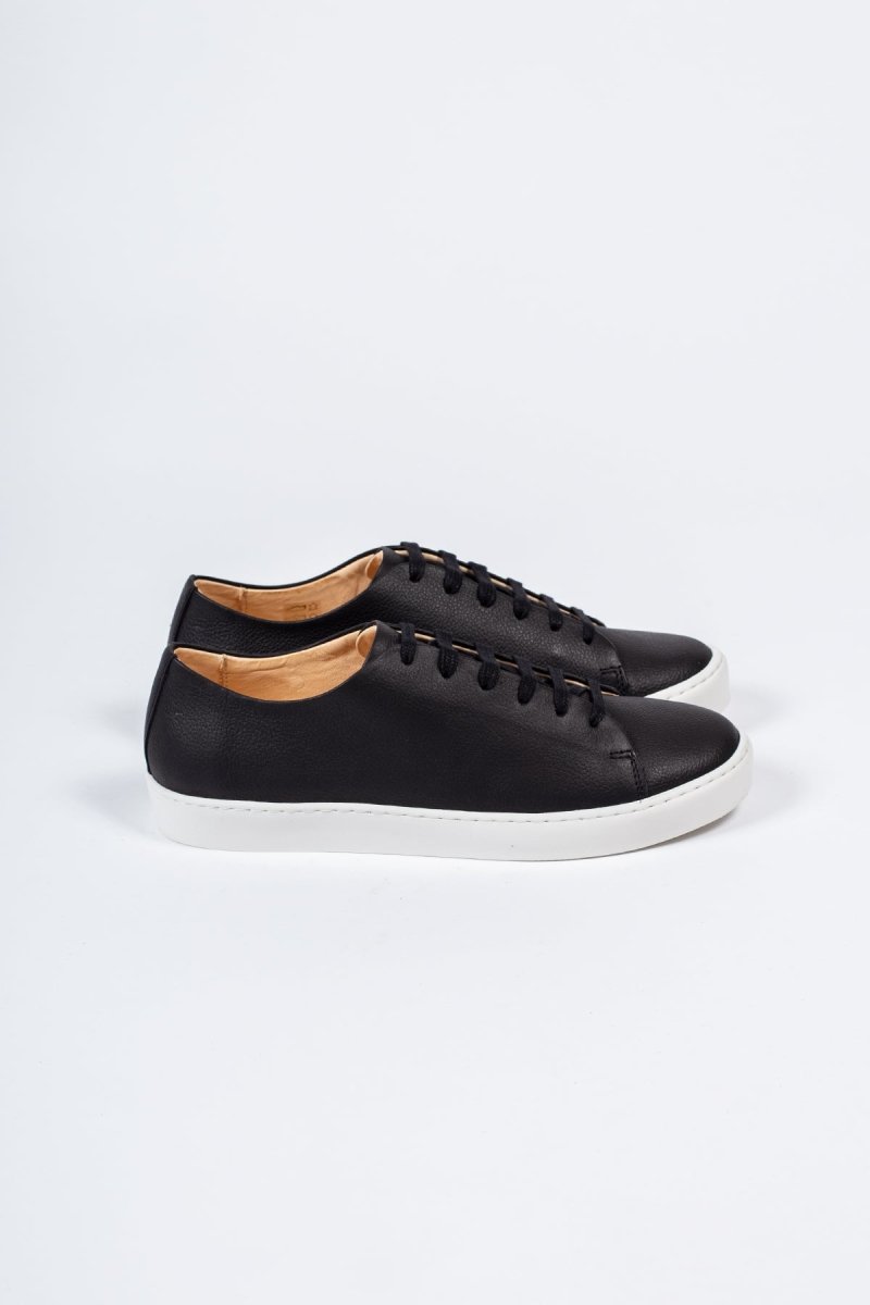 EKNOak Sneaker | Black Leather36