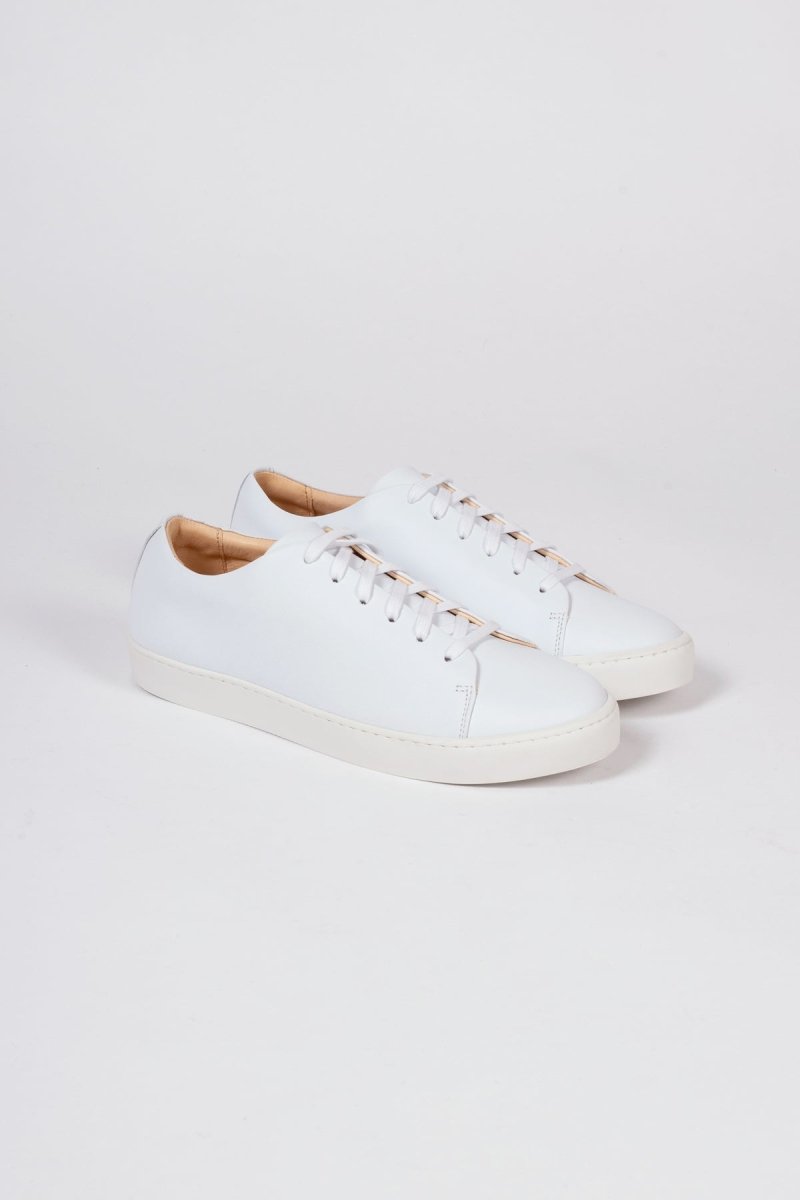 EKNOak Sneaker | White Leather35