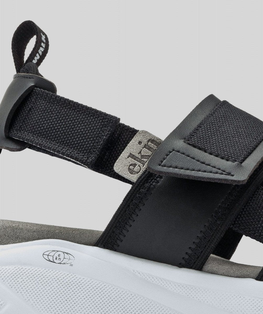 EKNPeach Sandal | Black Vegan36