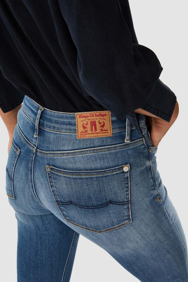 KINGS OF INDIGOJuno Jeans | Myla Marble Blue24/30