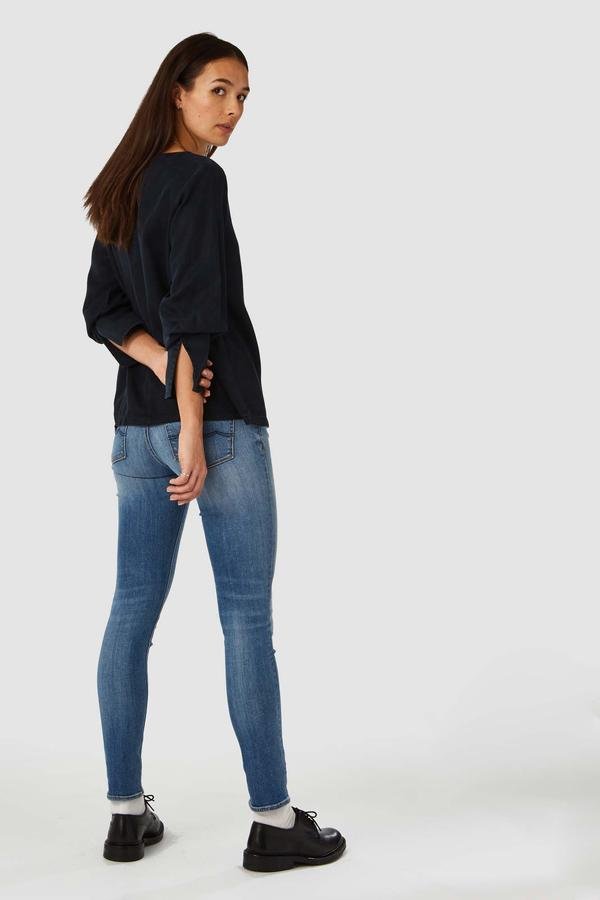 KINGS OF INDIGOJuno Jeans | Myla Marble Blue24/30