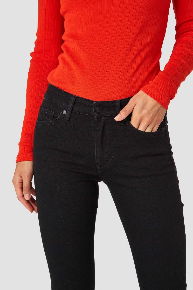 KINGS OF INDIGOJuno Jeans | Stay Black24/30