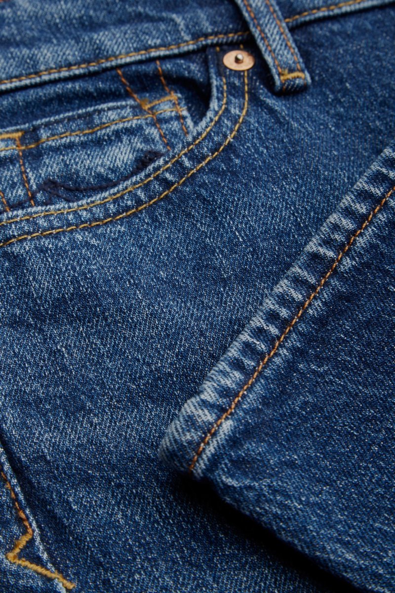 KINGS OF INDIGOJuno Medium Jeans | Clean Clear Redcast Hemp25/30