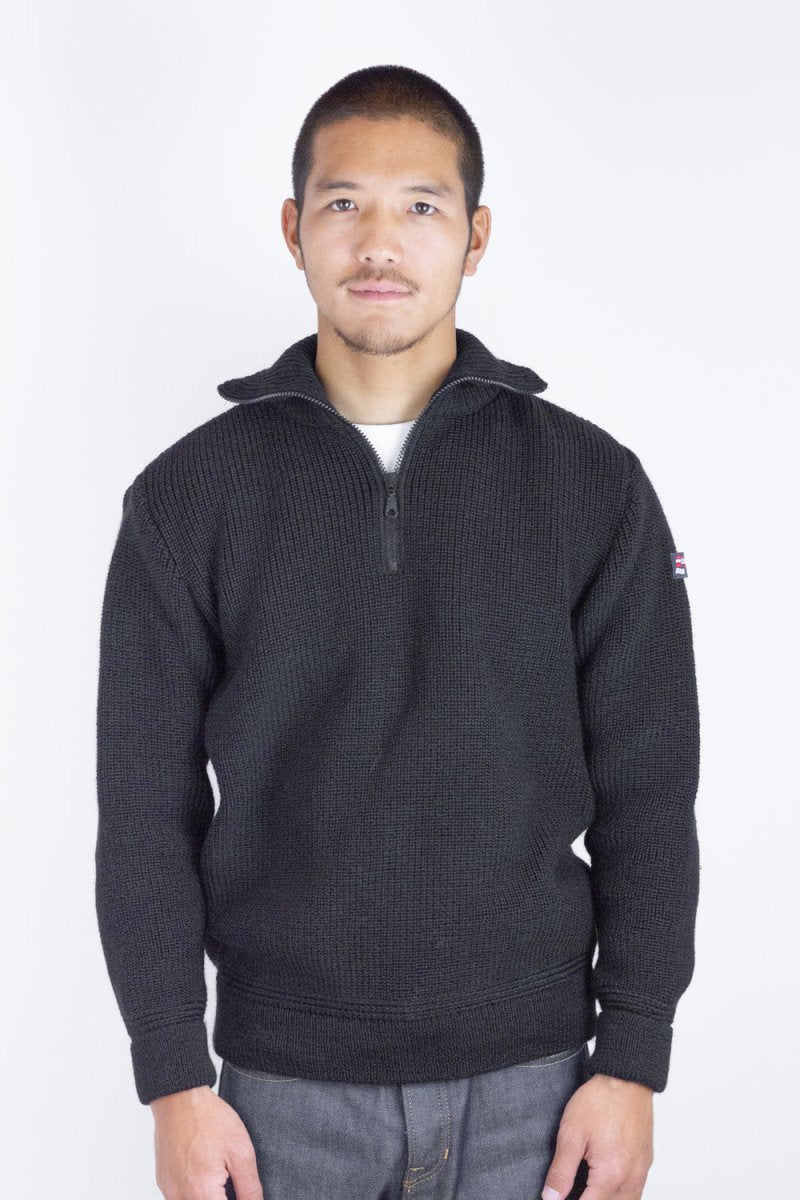 LEUCHTFEUER STRICKWARENAdmiral Troyer | Black40/XS