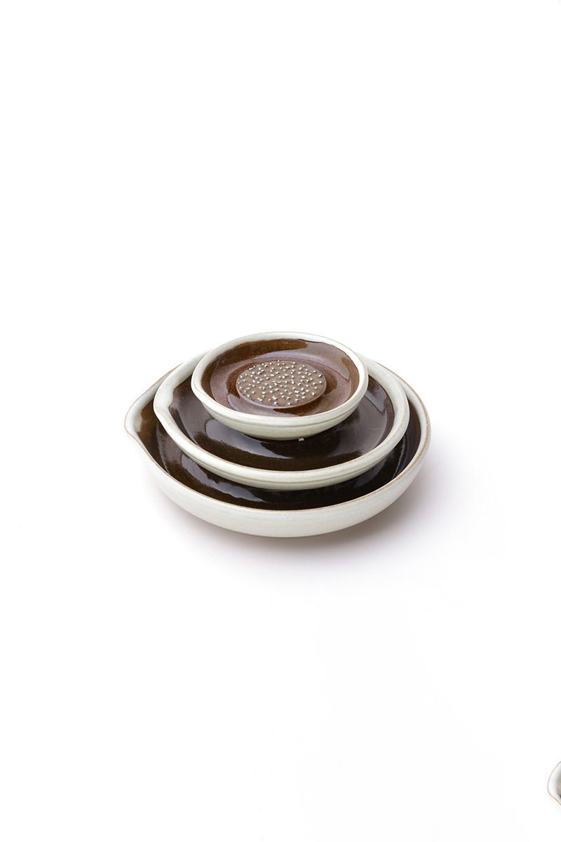 MUJUNMotoshige Suri Plate (Japanese Grater) | Medium White