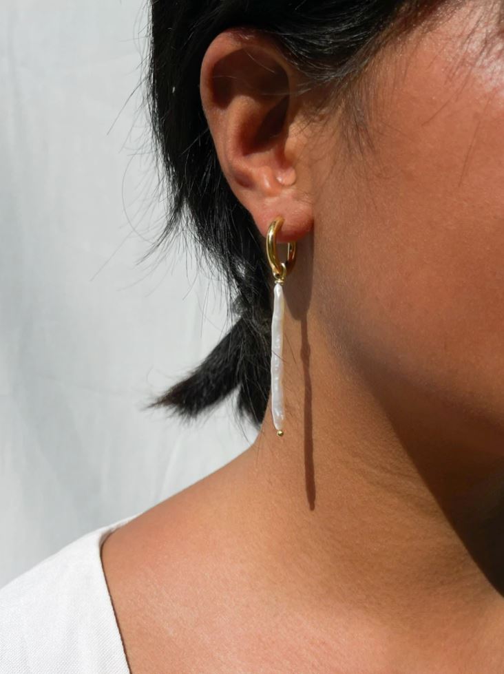 NAMAKA MADEBiwa Pearl Gold Hoops