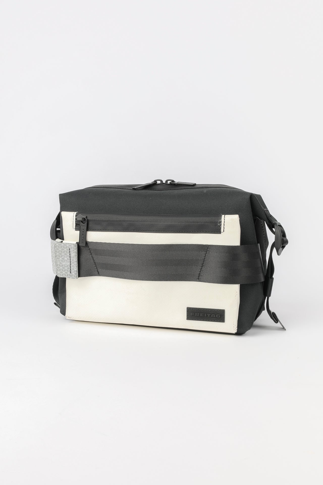 FREITAG F670 WARREN – Keoma
