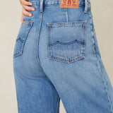 Leila Cropped Jeans | Clean Mid Vintage