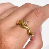 Wave Ring Gold with 1 Stone # 16 | Size 7