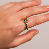 Wave Ring Gold with 1 Stone # 4 | Size 6.5