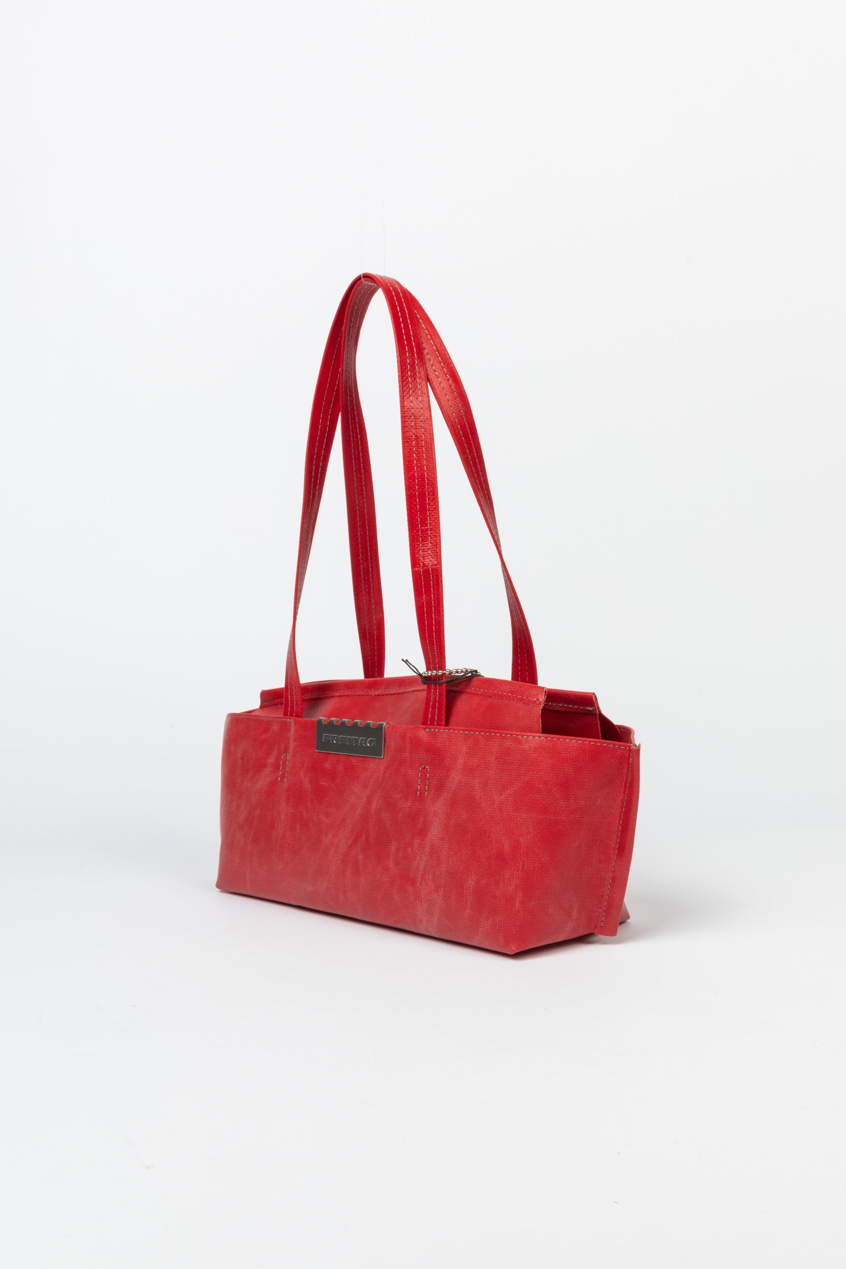 R204 Nan | Red