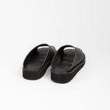 Richt | Black Pebbled