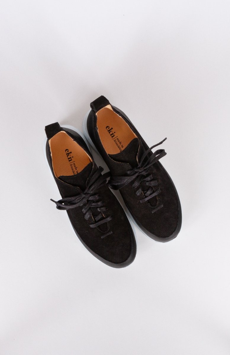EKNAsh Sneaker | Black Leather + Suede35