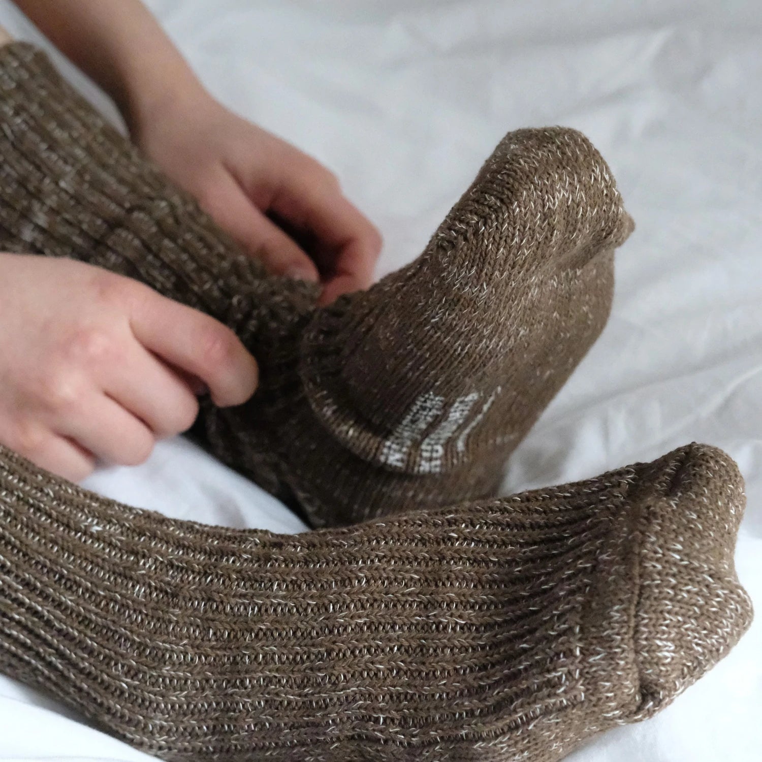 NISHIGUCHI KUTSUSHITABoston Hemp/Cotton Slab Sock | Khaki Moss23-25 cm