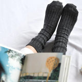 NISHIGUCHI KUTSUSHITAPraha Cashmere Ribbed Sock | Charcoal23-25 cm